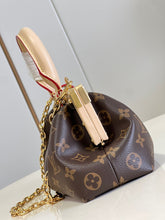 Load image into Gallery viewer, LB779 Monogram Clutch / HIGHEST QUALITY VERSION