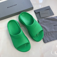 Load image into Gallery viewer, SE1040 BALENCIAGA Women's Pool Crocs™ Slide Sandal / Size5-11