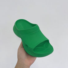 Load image into Gallery viewer, SE1040 BALENCIAGA Women's Pool Crocs™ Slide Sandal / Size5-11