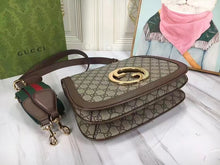 Load image into Gallery viewer, GC439 Blondie Medium Shoulder Bag / 11.4"W x 8.7"H x 2.8"D