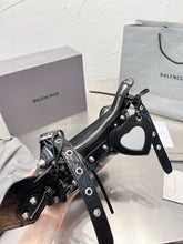 Load image into Gallery viewer, BCG045 Women's Le Cagole Xs Shoulder Bag / L10,2 x H6,3 x W2,7 inch