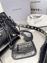 Load image into Gallery viewer, BCG046 Women's Neo Cagole Xs Handbag in Black / L10,2 x H7 x W4,5 inch