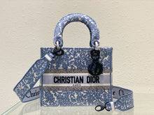 Load image into Gallery viewer, DR243 Medium Lady D-Lite Bag / HIGHEST QUALITY VERSION