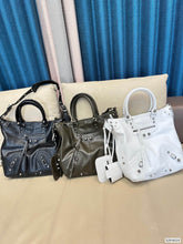 Load image into Gallery viewer, BCG047 Le Cagole Tote Bag / 11.8x12.6inch