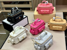 Load image into Gallery viewer, CC670 Vanity Case / 6.7x3.9inch