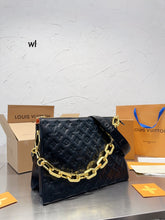 Load image into Gallery viewer, LB755 Coussin MM / 13.4 x 9.4 x 4.7 inches