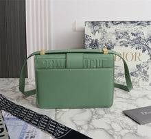 Load image into Gallery viewer, DR276 30 Montaigne Bag / 9.5 x 6.5 x 3 inches