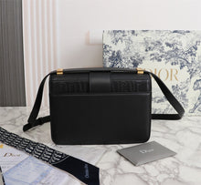 Load image into Gallery viewer, DR277 30 Montaigne Bag / 9.5 x 6.5 x 3 inches