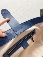 Load image into Gallery viewer, GC479 Ophidia GG Medium Tote / 15"W x 11"H x 5.5"D