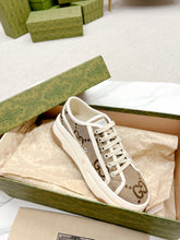 Load image into Gallery viewer, SE1045 Women's GG Sneaker / Size5-10