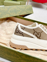 Load image into Gallery viewer, SE1045 Women's GG Sneaker / Size5-10