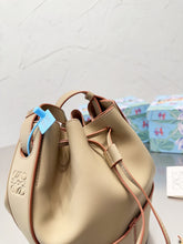 Load image into Gallery viewer, LWE023 Bucket Bag / 9.8x7.1inch