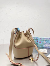 Load image into Gallery viewer, LWE023 Bucket Bag / 9.8x7.1inch