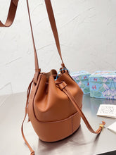 Load image into Gallery viewer, LWE023 Bucket Bag / 9.8x7.1inch