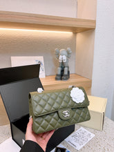 Load image into Gallery viewer, CC673 Classic Handbag / 9.8x15.5x6.5inch