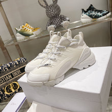 Load image into Gallery viewer, SE887 DR D-Connect Sneaker / Size5-10