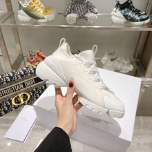 Load image into Gallery viewer, SE887 DR D-Connect Sneaker / Size5-10