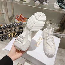 Load image into Gallery viewer, SE887 DR D-Connect Sneaker / Size5-10