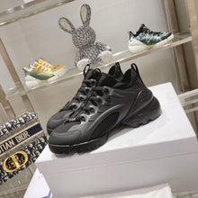 Load image into Gallery viewer, SE888 DR D-Connect Sneaker / Size5-10