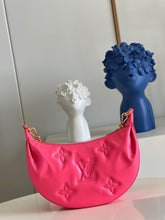 Load image into Gallery viewer, LB669 Over The Moon / HIGHEST QUALITY VERSION / 10.8 x 6.3 x 2.8 inches