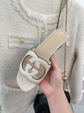 Load image into Gallery viewer, SE893 GC Women's Interlocking G cut-out Slide Sandal / Size5-10