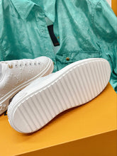 Load image into Gallery viewer, SE925 Time Out Sneaker / Size5-11