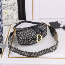 Load image into Gallery viewer, DR233 Saddle Bag (Come with Long Shoulder Straps )