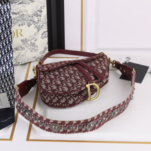 Load image into Gallery viewer, DR236 Saddle Bag (Come with Long Shoulder Straps )