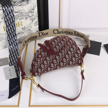 Load image into Gallery viewer, DR236 Saddle Bag (Come with Long Shoulder Straps )