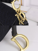 Load image into Gallery viewer, DR237 Saddle Bag (Come with Long Shoulder Straps )