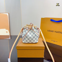 Load image into Gallery viewer, LB787 Nano Noe / 5.1 x 5.9 x 3.5 inches