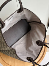 Load image into Gallery viewer, GC514 Ophidia Medium Tote Bag / 15.1"W x 11.2"H x 5.9"D