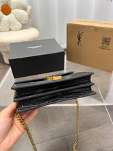 Load image into Gallery viewer, YSK213 Cassandra Medium Chain Bag / 8.6 x 6.4 x 2.1 INCHES