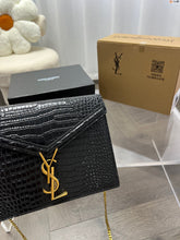 Load image into Gallery viewer, YSK213 Cassandra Medium Chain Bag / 8.6 x 6.4 x 2.1 INCHES