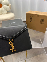 Load image into Gallery viewer, YSK213 Cassandra Medium Chain Bag / 8.6 x 6.4 x 2.1 INCHES