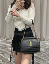 Load image into Gallery viewer, YSK224 Niki Camera Bag in Smooth Leather / HIGHEST QUALITY VERSION / 10.2 x 7.5 x 3/5 inches