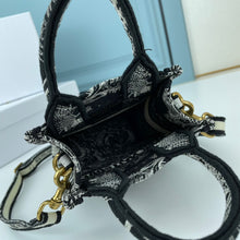 Load image into Gallery viewer, DR240 Book Mini Tote Bag / 7.1x5.3x2.5inch