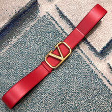 Load image into Gallery viewer, BL166 REVERSIBLE VLOGO SIGNATURE BELT