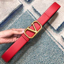 Load image into Gallery viewer, BL166 REVERSIBLE VLOGO SIGNATURE BELT