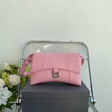 Load image into Gallery viewer, BCG035 Women's Downtown XS Shoulder Bag / L10 x H6,3 x W3,3 inch