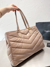 Load image into Gallery viewer, YSK195 Fluffy Shoulder Bag / 16x12.2inch