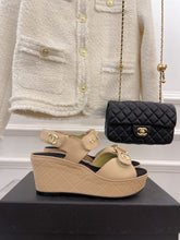 Load image into Gallery viewer, SE835 CC Sandals / Size5-9