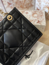Load image into Gallery viewer, DR263 Medium Dior Essential Tote Bag / 14.5 x 11 x 7 inches
