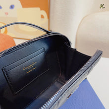 Load image into Gallery viewer, DR264 Dior Caro Box Bag / 7 x 5 x 2 inches