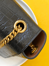 Load image into Gallery viewer, YSK203 Kate Medium Reversible Chain Bag in Suede and Leather / HIGHEST QUALITY VERSION