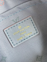 Load image into Gallery viewer, LB672 Neverfull MM Autres Toiles / HIGHEST QUALITY VERSION / 12.2 x 11 x 5.5 inches