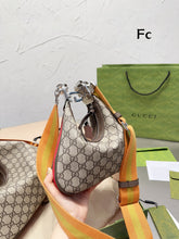 Load image into Gallery viewer, GC484 Gucci Attache Small/Large Shoulder Bag