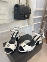 Load image into Gallery viewer, SE864 CC Sandals / Size5-9