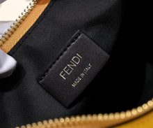 Load image into Gallery viewer, FF160 Fendigraphy Small / 11.4x9.6x3.9inch