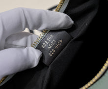 Load image into Gallery viewer, FF161 Fendigraphy Small / 11.4x9.6x3.9inch